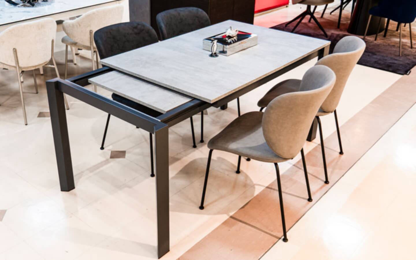 カリガリス　デュカ