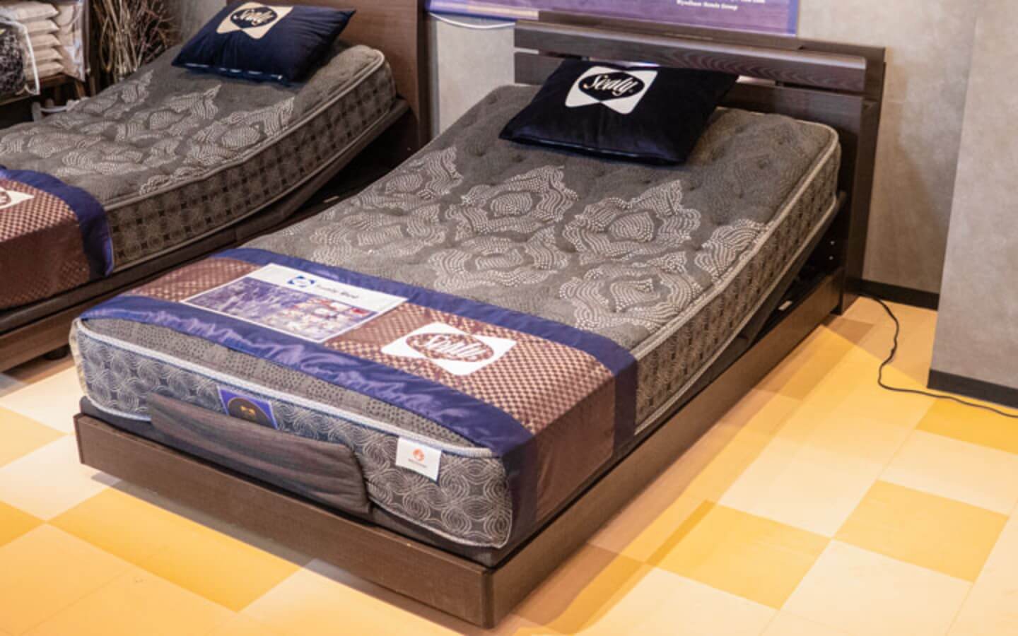 シーリー　マットレス　ラグラスIII