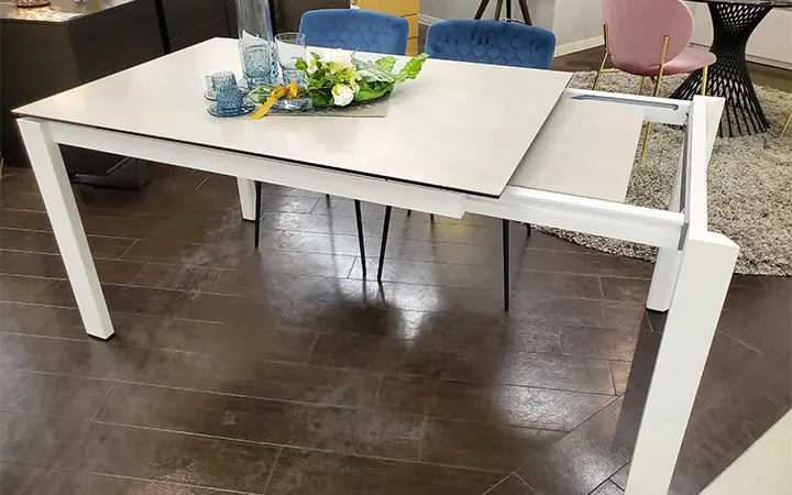 ﾃｰﾌﾞﾙ